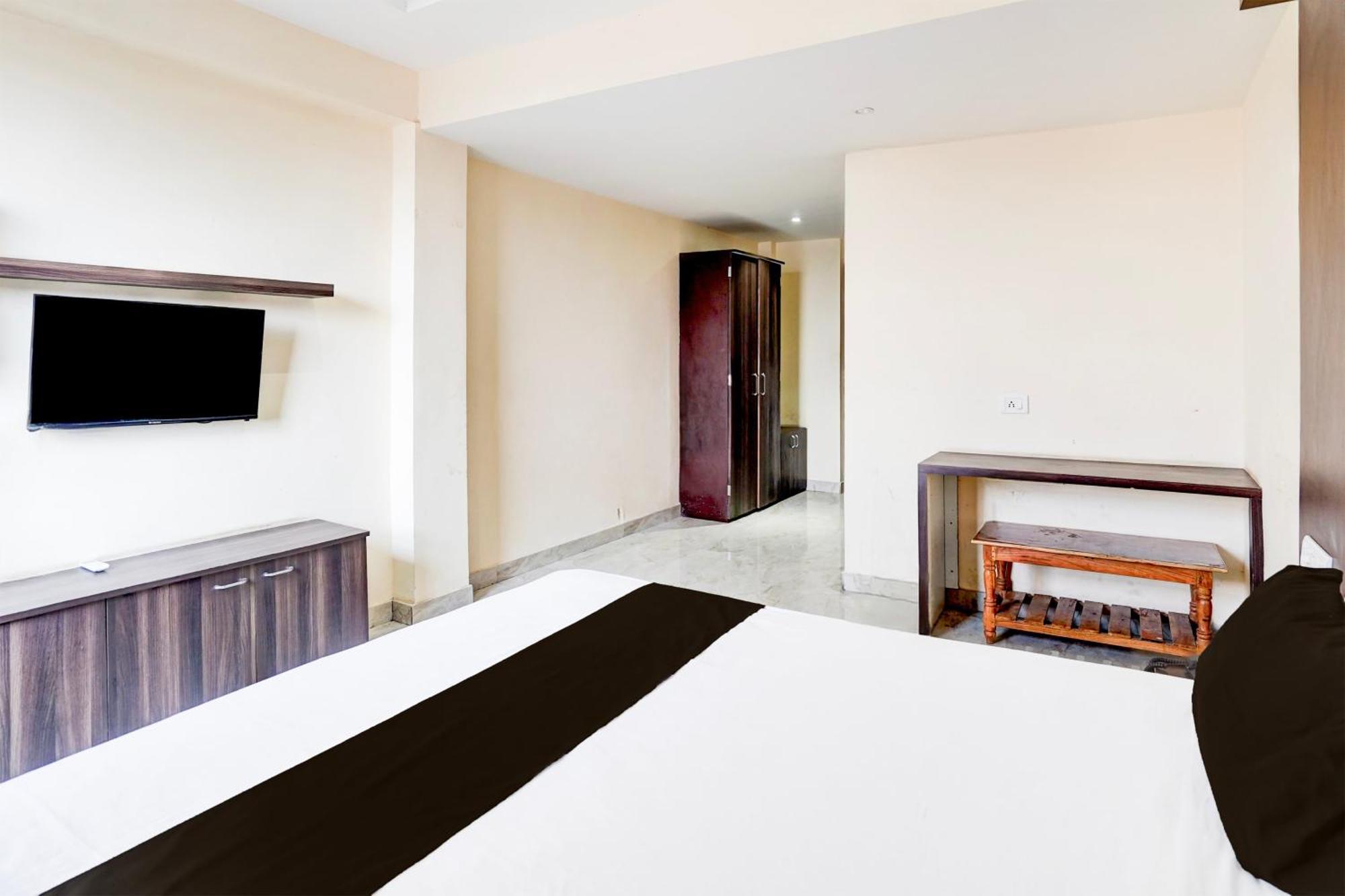 Hotel O Ss Palace Rāipur 외부 사진